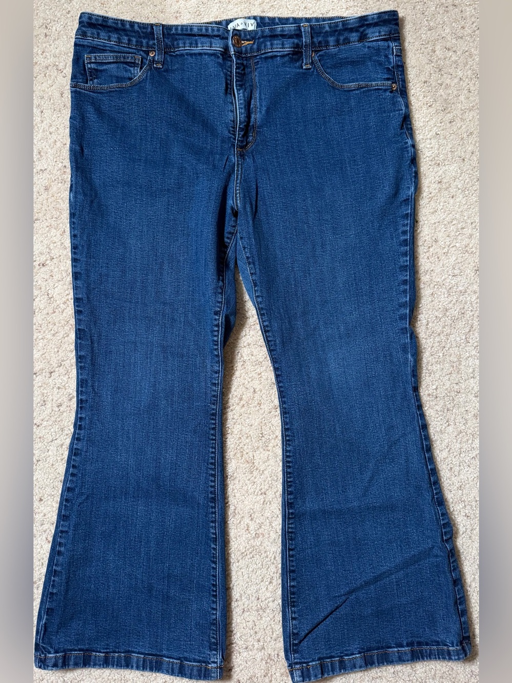 Ava & Viv High Rise Flare Jeans Size 20 Medium Wash Stretch Denim